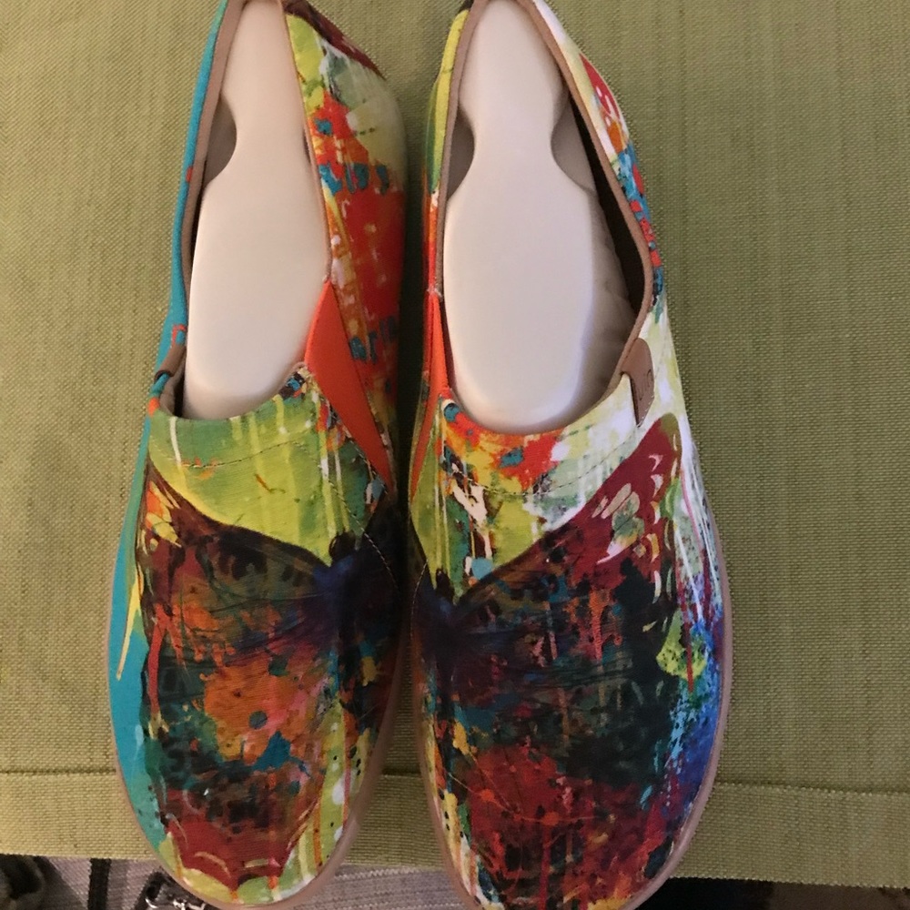 UIN canvas shoes 10.5 Mottled Butterfly